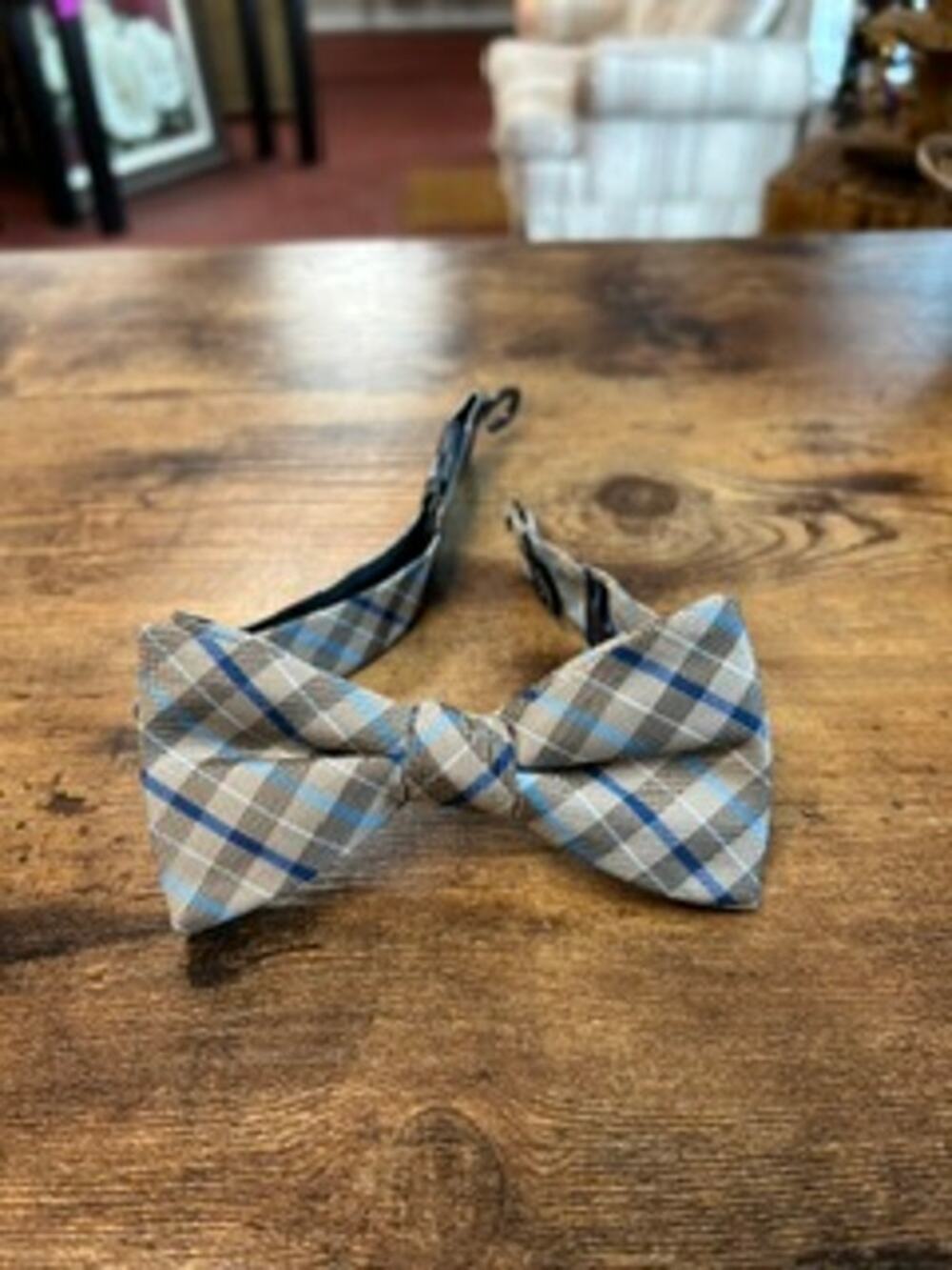 Tan Navy Plaid Pre-Tied Bow Tie - New with Tags